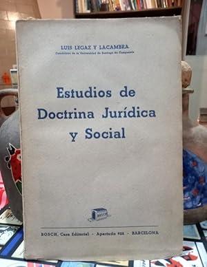 Image du vendeur pour Estudios de Doctrina Jurdica y Social mis en vente par Libros de Ultramar Alicante