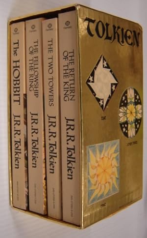 The Lord of the Rings, 3 Volume Hardcover Boxed Set: J.R.R. Tolkien:  9780395489321 