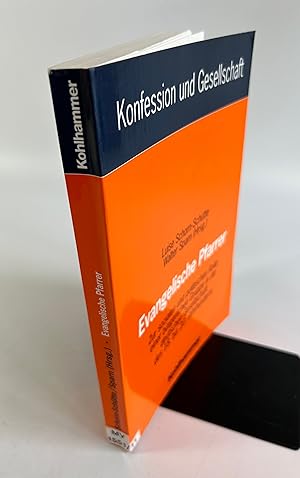 Immagine del venditore per Evangelische Pfarrer : Zur sozialen und politischen Rolle einer brgerlichen Gruppe in der deutschen Gesellschaft des 18. bis 20. Jahrhunderts. Konfession und Gesellschaft ; 12. venduto da Antiquariat Bookfarm