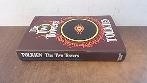 Bild des Verkäufers für The Two Towers (Lord of the Rings) (2nd ed, 9th imp) zum Verkauf von BoundlessBookstore