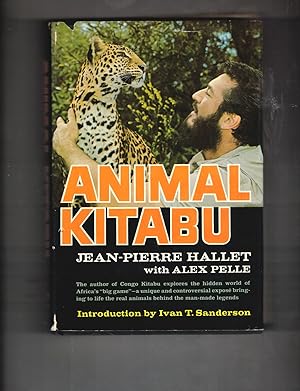 Bild des Verkufers fr Animal Kitabu: The Hidden World of Africa's "Big Game" zum Verkauf von Wickham Books South