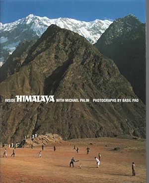 Immagine del venditore per Inside Himalaya with Michael Palin venduto da Leura Books