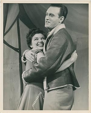 Image du vendeur pour Texas, Li'l Darlin' (Original photograph from the 1949-1950 Broadway musical) mis en vente par Royal Books, Inc., ABAA