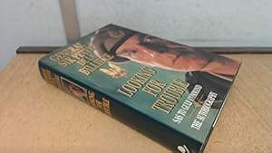 Imagen del vendedor de Looking for trouble: SAS to Gulf command : the autobiography a la venta por WeBuyBooks