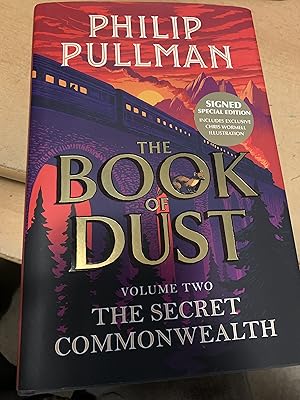 The Secret Commonwealth: The Book of Dust Volume Two: From the world of Philip Pullman's His Dark...