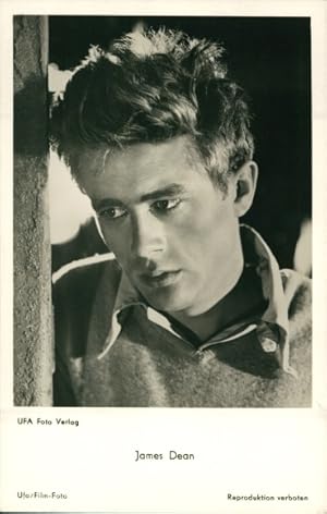 Immagine del venditore per Ansichtskarte / Postkarte Schauspieler James Dean, Portrait, UFA Film venduto da akpool GmbH