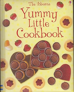 Seller image for Yummy Little Cookbook (Usborne Children's Cookbooks) for sale by Adventures Underground