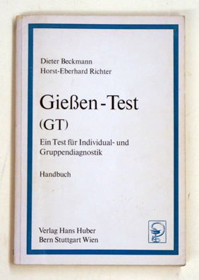 Der Giessen-Test (GT). Ein Test für Individual und Gruppendiagnostik. Handbuch.