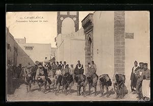 Ansichtskarte Casablanca, Prisonniers balayant les rues