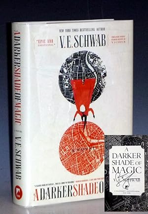 A Darker Shade of Magic: A Novel (Shades of Magic, 1)