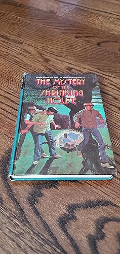 Imagen del vendedor de Mystery of the Shrinking House, The a la venta por Joes Books