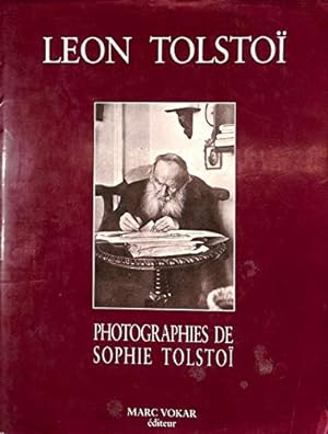 Bild des Verkufers fr Lon Tolsto. Photographies de Sophie Tolsto. Introduction de Serge Tolsto. Texte de Pierre Apraxine. zum Verkauf von Ammareal