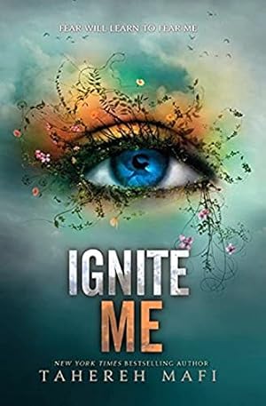 Immagine del venditore per Ignite Me (Shatter Me Book 3) venduto da -OnTimeBooks-