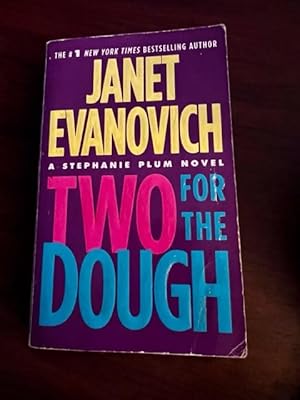 Seller image for Two for the Dough (Stephanie Plum, No. 2) (Stephanie Plum Novels) for sale by Alicesrestraunt