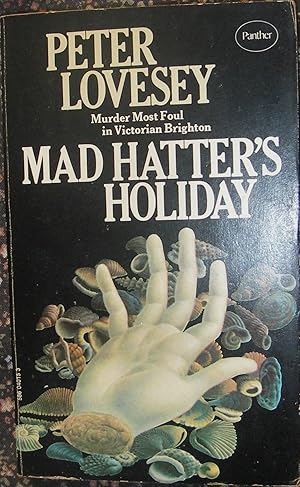Bild des Verkufers fr Mad Hatter's Holiday zum Verkauf von eclecticbooks
