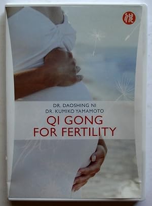 Image du vendeur pour Qi Gong for Fertility(Qigong) mis en vente par Silicon Valley Fine Books
