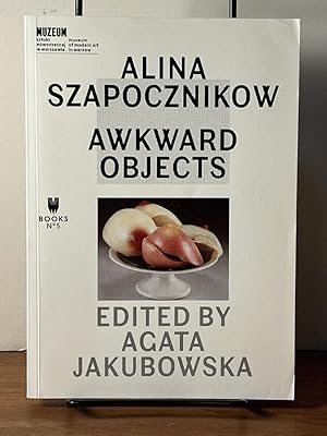 Bild des Verkufers fr Alina Szapocznikow: Awkward Objects zum Verkauf von Amatoria Fine Art Books, IOBA, CALIBA