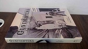 Bild des Verkufers fr Gunfighters: The Outlaws And Their Weapons zum Verkauf von BoundlessBookstore