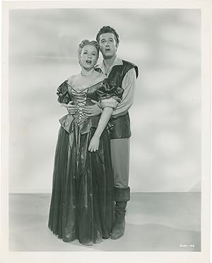 Immagine del venditore per Abbott and Costello Meet Captain Kidd (Original photograph of Bill Shirley and Fran Warren from the 1952 film) venduto da Royal Books, Inc., ABAA