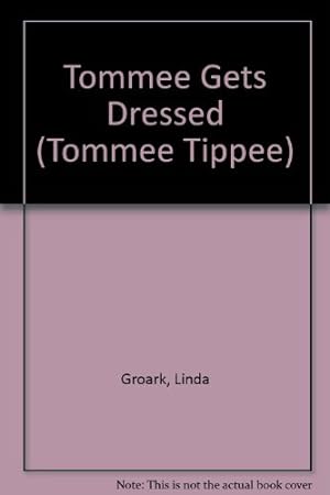 Imagen del vendedor de Tommee Gets Dressed (Tommee Tippee S.) a la venta por WeBuyBooks