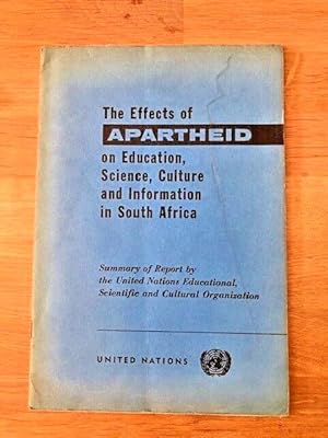 Image du vendeur pour THE EFFECTS OF APARTHEID mis en vente par Happyfish Books