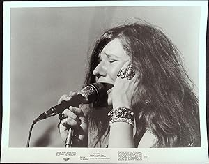 Immagine del venditore per Janis 8 x 10 Still 1975 Janis Joplin on Stage! venduto da AcornBooksNH