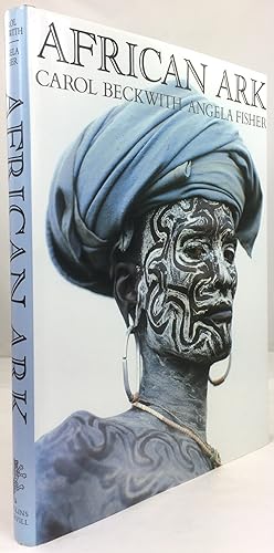 Image du vendeur pour African Ark. Peoples of the Horn. Text by Graham Hancock. Design by Barney Wan. mis en vente par Antiquariat Heiner Henke