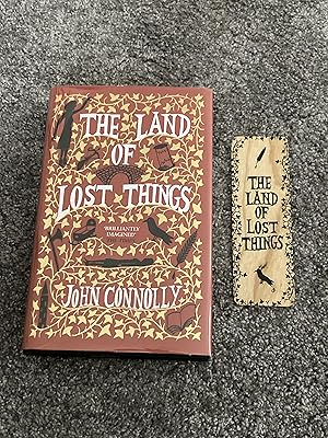 Imagen del vendedor de THE LAND OF LOST THINGS: SIGNED & PUBLICATION DATED UK FIRST EDITION HARDCOVER & PROMO BOOK MARK a la venta por Books for Collectors