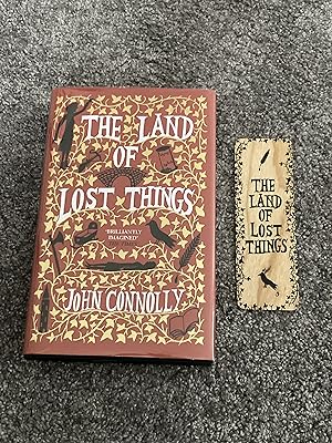 Imagen del vendedor de THE LAND OF LOST THINGS: SIGNED UK FIRST EDITION HARDCOVER & PROMO BOOK MARK a la venta por Books for Collectors