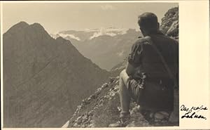 Foto Ansichtskarte / Postkarte Bergsteiger, Berglandschaft, Bergspitze