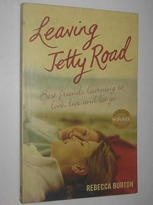 Immagine del venditore per Leaving Jetty Road venduto da Manyhills Books