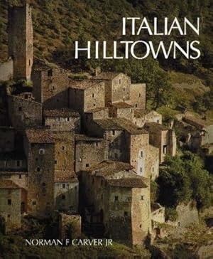 Immagine del venditore per Italian Hilltowns venduto da 2nd Life Books