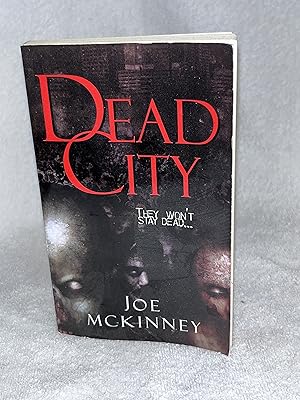 Immagine del venditore per Dead City venduto da JMCbooksonline