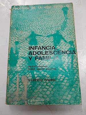 Imagen del vendedor de Infancia, adolescencia y familia a la venta por Libros nicos