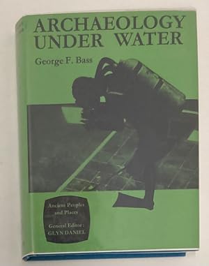 Imagen del vendedor de Archaeology Under Water a la venta por Monroe Street Books