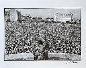 Bild des Verkufers fr Raul CORRALES - Photo signe - Fidel CASTRO - Premier discours  la Havane Cuba zum Verkauf von Manuscripta