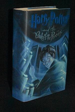 Imagen del vendedor de Harry Potter and the Order of the Phoenix a la venta por Books by White/Walnut Valley Books