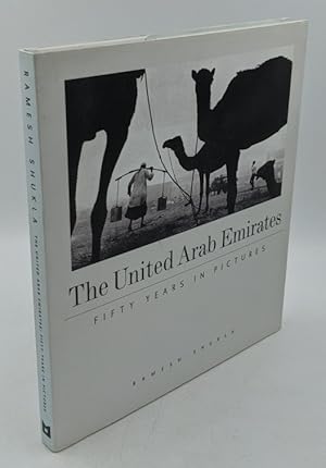 Imagen del vendedor de The United Arab Emirates : Fifty Years in Pictures. a la venta por Antiquariat Thomas Haker GmbH & Co. KG