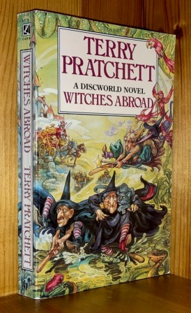 Bild des Verkäufers für Witches Abroad: 12th in the 'Discworld' series of books zum Verkauf von bbs