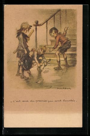 Seller image for Knstler-Ansichtskarte Francisque Poulbot: Franzsische Kinder lassen Papierboote in einer Pftze schwimmen for sale by Bartko-Reher
