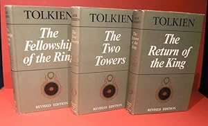 The Two Towers: Being the Second Part of The Lord of the Rings (2) -  Tolkien, J.R.R.: 9780618574957 - AbeBooks