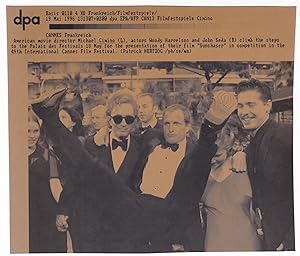 dpa Cannes Pressefoto 1996 Michael Cimino Woody Harrelson John Seda Presse Agent