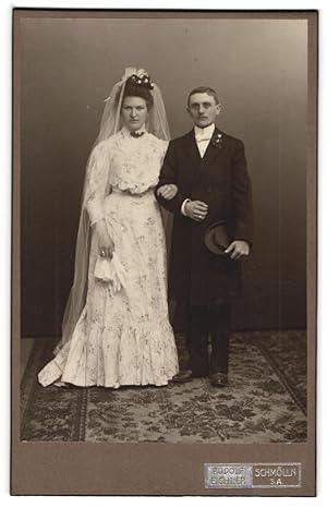 Seller image for Fotografie Rudolf Eichler, Schmlln S. A., Brautpaar im Hochzeitskleid und Anzug mit Chapeau Claque for sale by Bartko-Reher