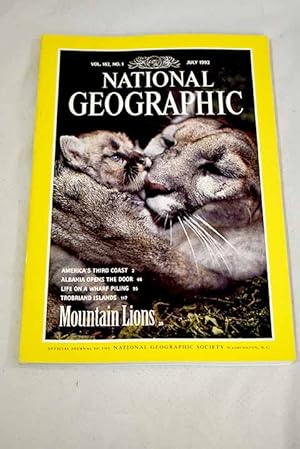 Seller image for National Geographic Magazine, Ao 1992, vol. 182, n 1:: America's third coast; Mountain lions: the secret life of America's ghost cat; Learning to live with mountains lions; Albania opens the door; Pillar of life; Under the spell of the Trobriand islands for sale by Alcan Libros