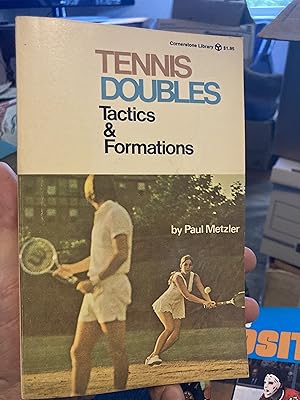 Bild des Verkufers fr Tennis doubles zum Verkauf von A.C. Daniel's Collectable Books