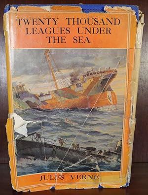 Imagen del vendedor de Twenty Thousand (20,000) Leagues Under the Sea a la venta por Ernestoic Books