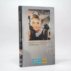 Image du vendeur pour Andrey Hepburn En El Recuerdo Cristina Yuste 2005 Ba4 mis en vente par Libros librones libritos y librazos
