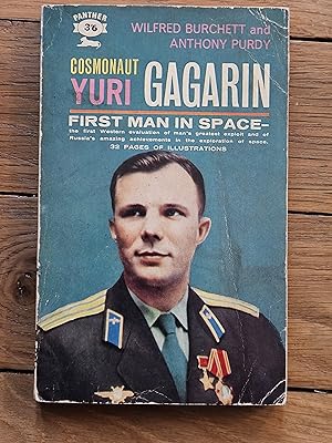 Bild des Verkufers fr COSMONAUT YURI GAGARIN FIRST MAN IN SPACE zum Verkauf von HISTOLIB - SPACETATI