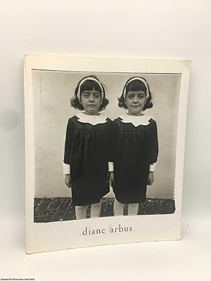 Bild des Verkufers fr Diane Arbus: An Aperture Monograph zum Verkauf von 84 Charing Cross Road Books, IOBA