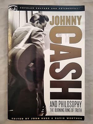 Bild des Verkufers fr Johnny Cash and Philosophy: The Burning Ring of Truth. zum Verkauf von KULTur-Antiquariat